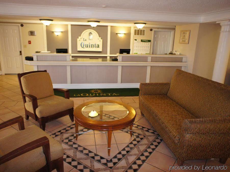 La Quinta Inn By Wyndham Moline Airport Bagian luar foto